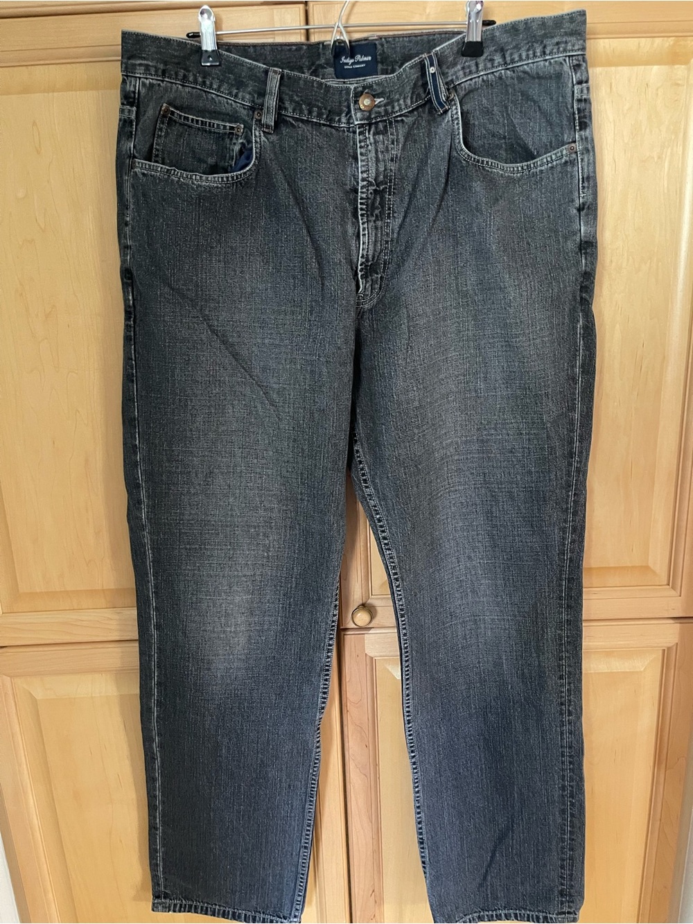 Tommy Bahama Men’s Indigo Palms Relaxed Men’s Black/Gray Washed Jeans 42x34